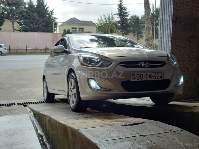 Hyundai Accent 2012, 215,000 km - 1.6 l - Bakı