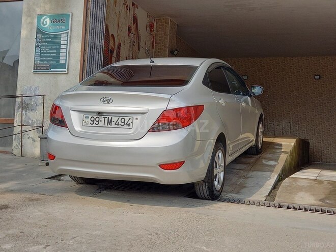 Hyundai Accent 2012, 215,000 km - 1.6 l - Bakı