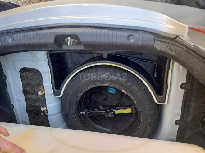 Hyundai Accent 2012, 215,000 km - 1.6 l - Bakı