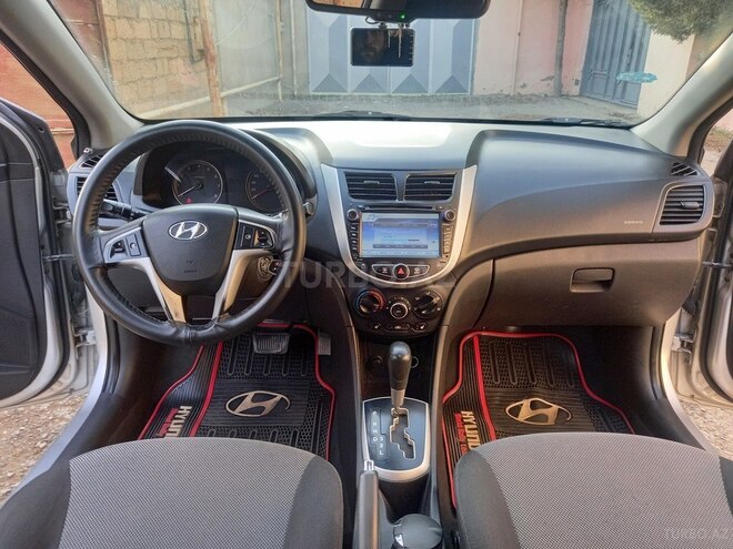 Hyundai Accent 2012, 215,000 km - 1.6 l - Bakı