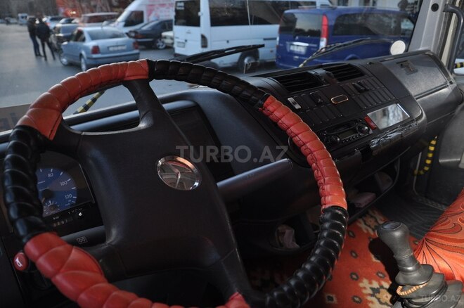 Mercedes Atego 815 1999, 727,797 km - 4.3 l - Mingəçevir