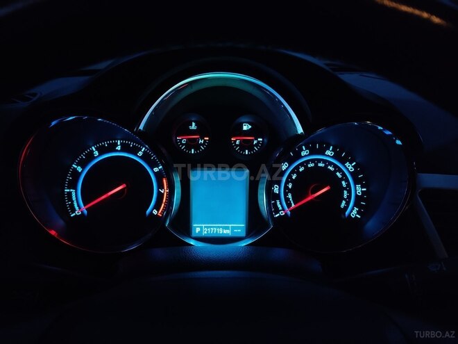 Chevrolet Cruze 2011, 218,000 km - 1.4 l - Sumqayıt