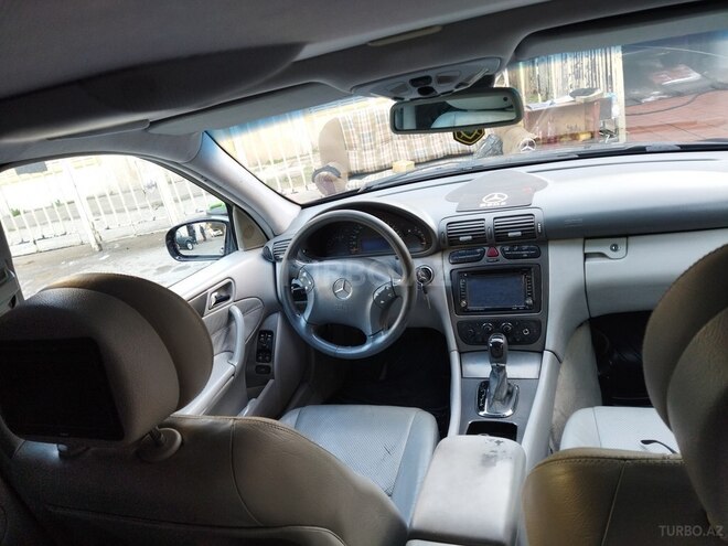 Mercedes C 240 2001, 233,000 km - 2.6 л - Bakı