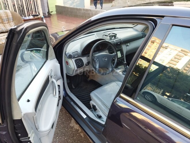 Mercedes C 240 2001, 233,000 km - 2.6 л - Bakı
