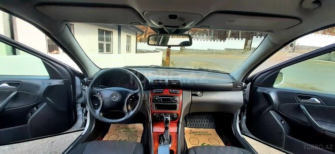 Mercedes C 200 2000, 246,500 km - 2.0 л - Şəki