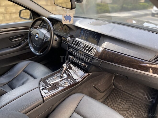 BMW 528 2012, 221,000 km - 2.0 л - Bakı