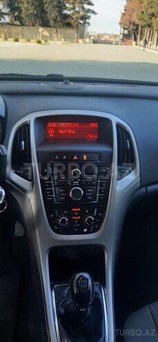 Opel Astra 2011, 196,882 km - 1.3 l - Bakı
