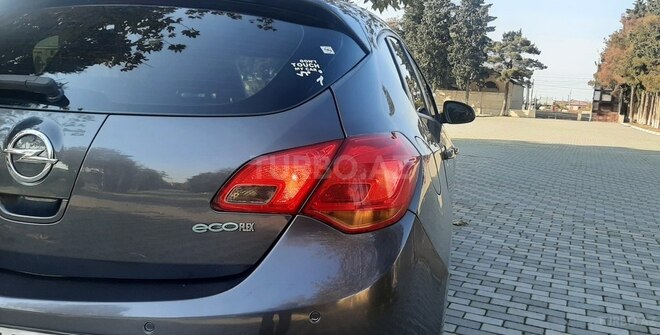 Opel Astra 2011, 196,882 km - 1.3 l - Bakı