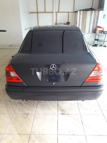 Mercedes C 200 1997, 142,000 km - 2.0 л - Bakı