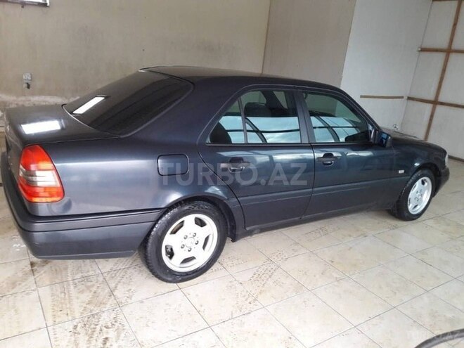 Mercedes C 200 1997, 142,000 km - 2.0 л - Bakı