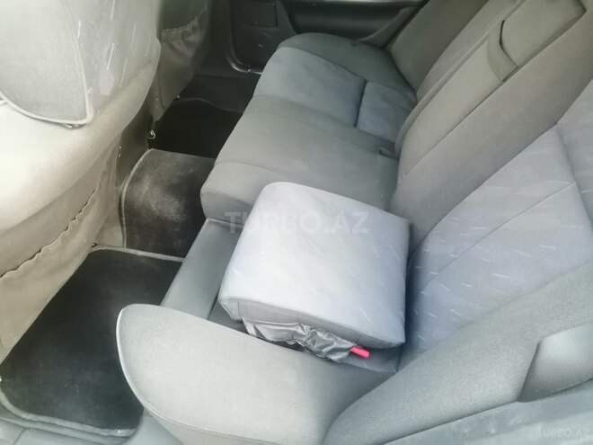 Mercedes E 240 2000, 350,004 km - 2.4 l - Xırdalan