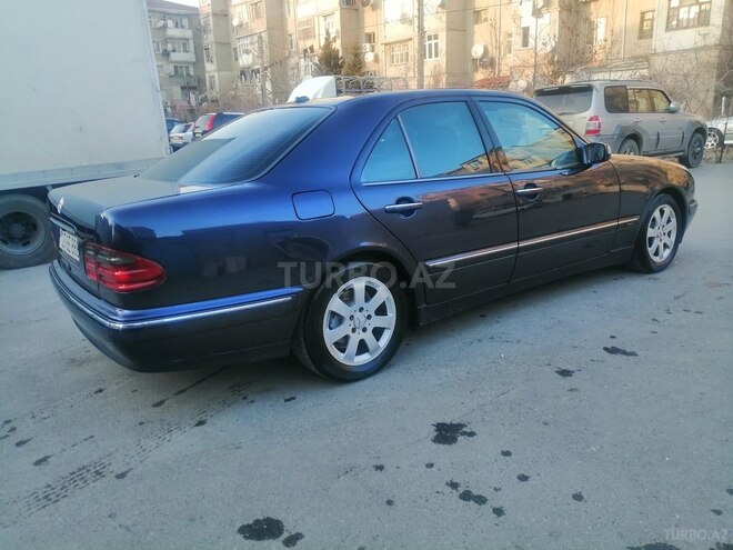 Mercedes E 240 2000, 350,004 km - 2.4 l - Xırdalan