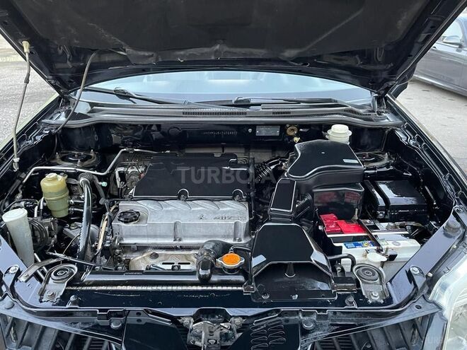 Mitsubishi Outlander 2006, 267,123 km - 2.4 l - Sumqayıt