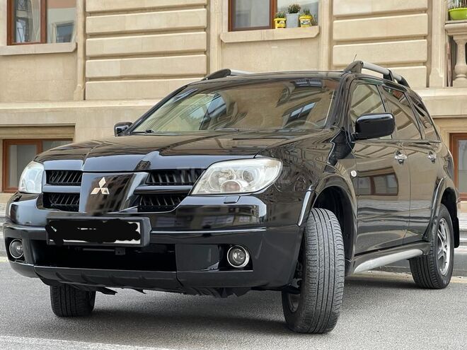Mitsubishi Outlander 2006, 267,123 km - 2.4 l - Sumqayıt