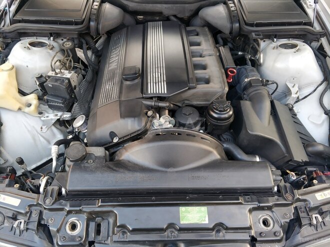 BMW 525 2001, 244,850 km - 2.5 l - Bakı