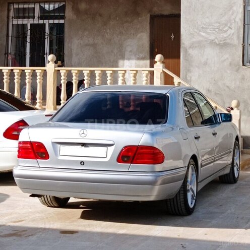 Mercedes E 280 1998, 404,758 km - 2.8 l - Bakı