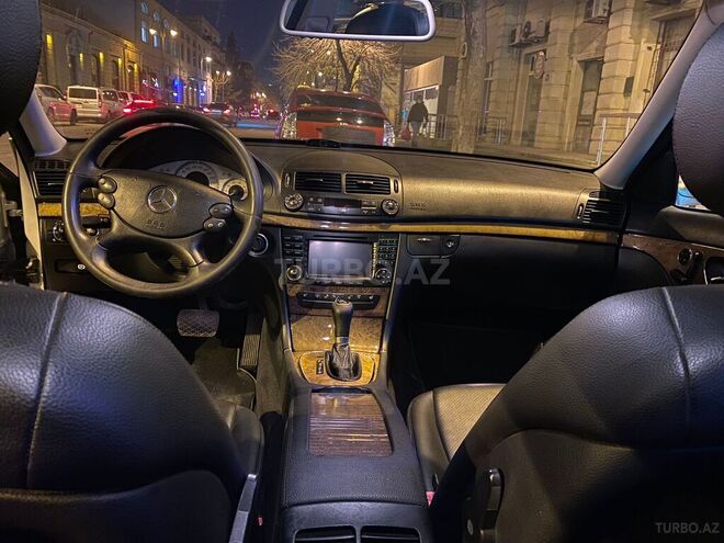 Mercedes E 350 2007, 205,000 km - 3.5 l - Bakı