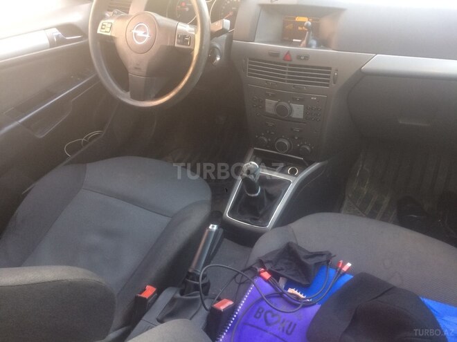 Opel Astra 2006, 367,000 km - 1.3 l - Bakı