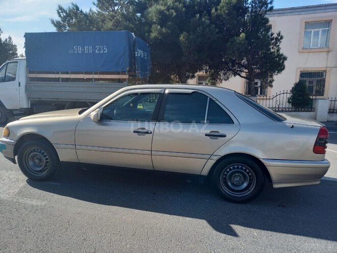 Mercedes C 200 1995, 247,000 km - 2.0 l - Bakı