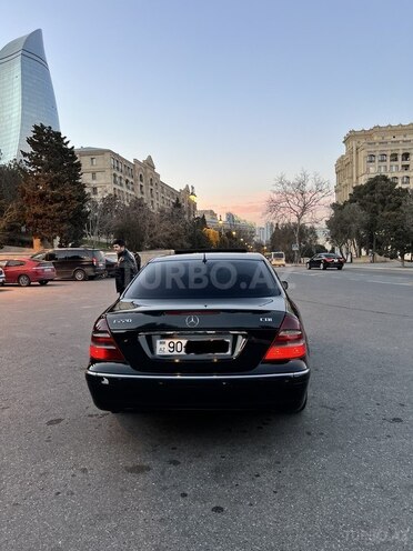 Mercedes E 220 2004, 328,900 km - 2.2 l - Bakı
