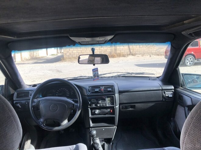Opel Vectra 1995, 387,000 km - 2.0 l - Gəncə