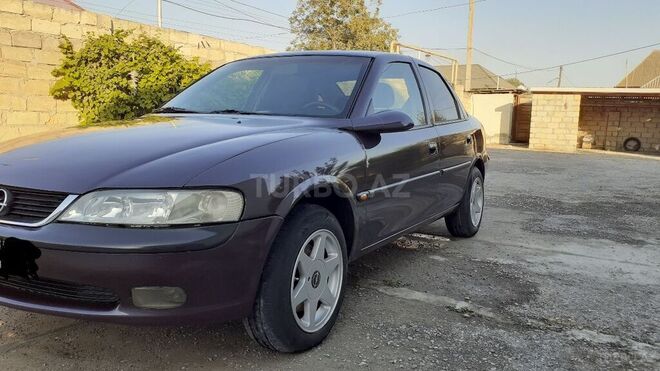 Opel Vectra 1996, 250,000 km - 2.0 л - Zərdab