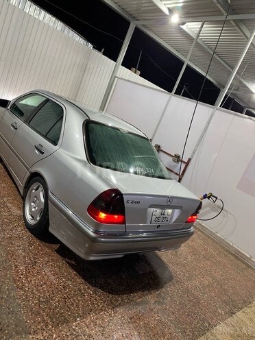 Mercedes C 240 1998, 239,000 km - 2.4 l - Xaçmaz