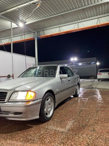 Mercedes C 240 1998, 239,000 km - 2.4 l - Xaçmaz