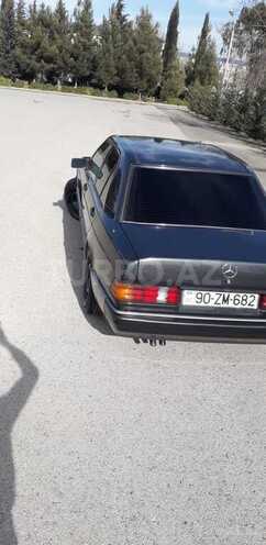 Mercedes 190 1990, 267,000 km - 2.6 l - Sabirabad