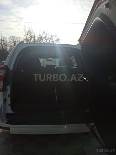 Toyota Prado 2014, 111,454 km - 2.7 l - Zaqatala