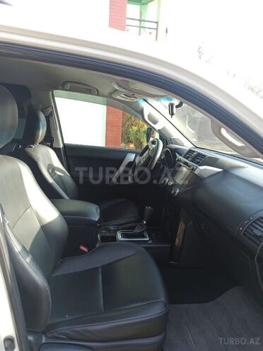Toyota Prado 2014, 111,454 km - 2.7 l - Zaqatala