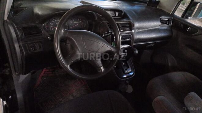 Mitsubishi Chariot 2000, 202,000 km - 2.4 l - Şəki