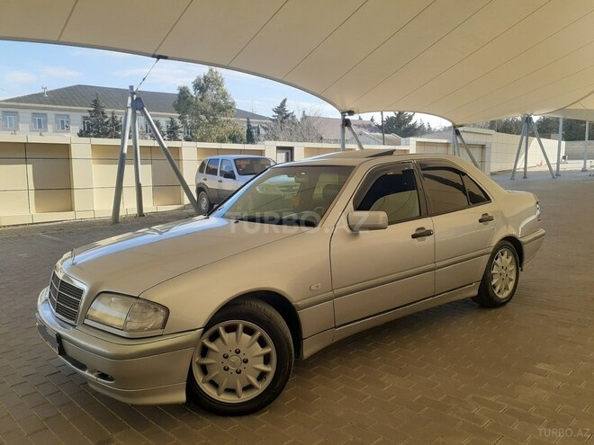 Mercedes C 180 1999, 410,000 km - 1.8 л - Bakı
