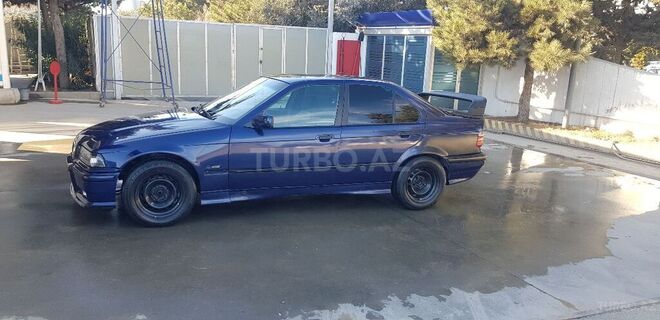 BMW 320 1994, 358,000 km - 2.0 l - Bakı