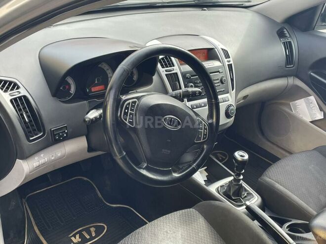 Kia Ceed 2008, 267,000 km - 1.6 l - Bakı