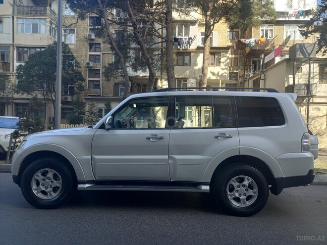 Mitsubishi Pajero 2007, 153,000 km - 3.0 l - Bakı