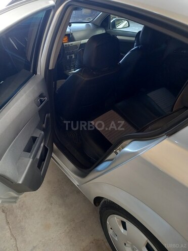 Opel Astra 2005, 170,000 km - 1.4 л - Sabirabad