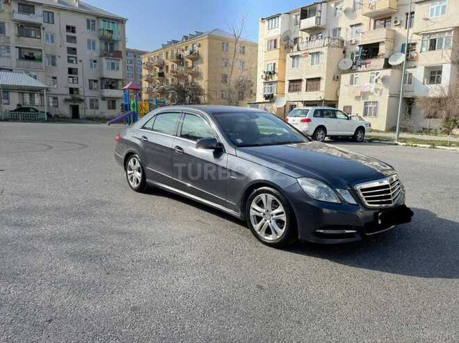 Mercedes E 220 2011, 227,000 km - 2.2 l - Bakı