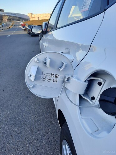 Hyundai Accent 2021, 1,500 km - 1.6 л - Bakı
