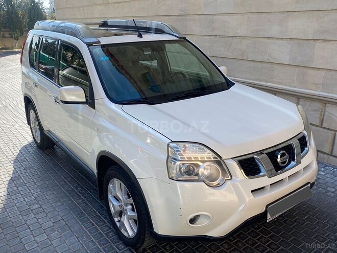 Nissan X-Trail 2012, 215,000 km - 2.5 l - Bakı