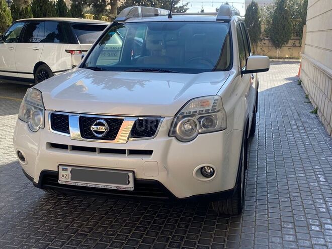 Nissan X-Trail 2012, 215,000 km - 2.5 l - Bakı