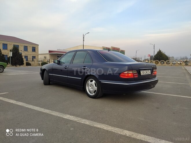 Mercedes E 240 1999, 380,000 km - 2.4 l - Bakı