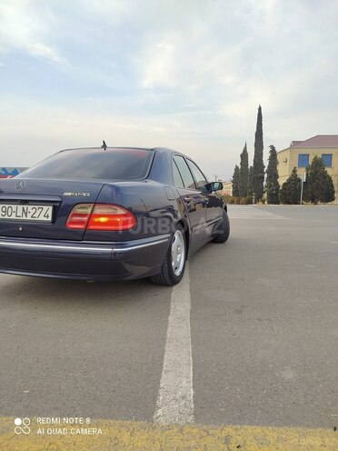 Mercedes E 240 1999, 380,000 km - 2.4 l - Bakı