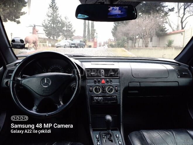 Mercedes C 230 1999, 258,000 km - 2.3 l - Zaqatala