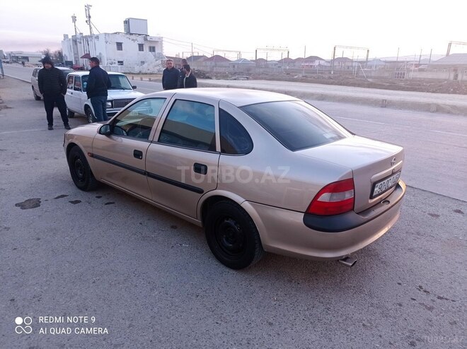 Opel Vectra 1997, 321,412 km - 1.6 l - Xırdalan