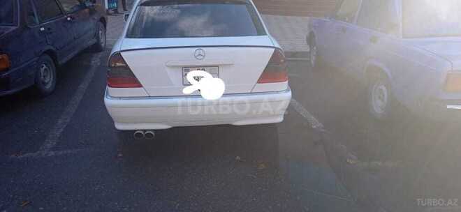 Mercedes C 230 1999, 290,000 km - 2.3 л - Yevlax