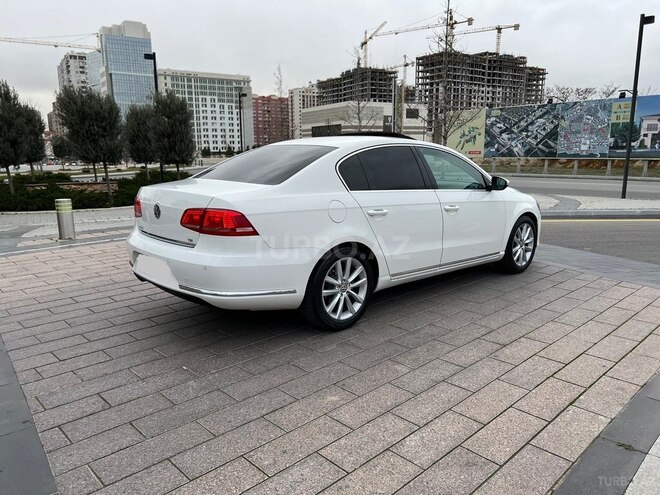 Volkswagen Passat 2011, 124,000 km - 1.8 l - Bakı