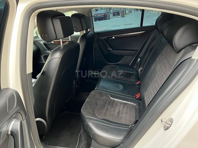 Volkswagen Passat 2011, 124,000 km - 1.8 l - Bakı