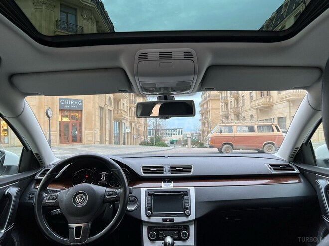 Volkswagen Passat 2011, 124,000 km - 1.8 l - Bakı
