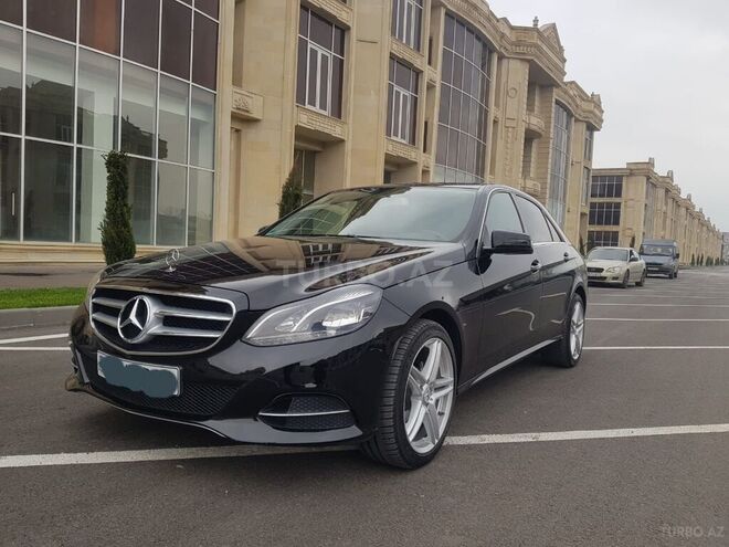 Mercedes E 220 2015, 211,000 km - 2.2 л - Bakı